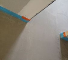 Coulage de la chape liquide anyhdrique.