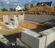 28/04/14 Première journée de travail sur le sous-sol.