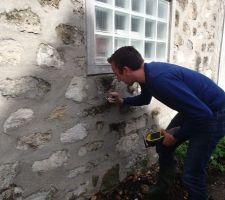 Marquage au mur des futurs pieux