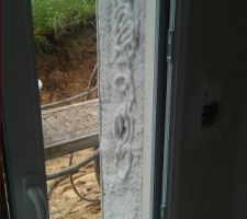 Enduit sorti brut de la machine