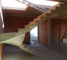 Chantier nettoyé - escalier décoffré