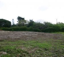 Nivellement du terrain pour elaboration du jardin