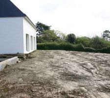 Nivellement du terrain pour elaboration du jardin