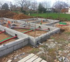 Mise en place des tuyaux d'EU et EP