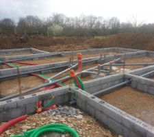 Mise en place des tuyaux d'EU et EP