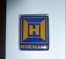 Une porte de garage Hörmann bien sur.