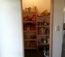 Photos int&eacute;rieure. .. manque un gros coup de deco au salon et salle &agrave; manger