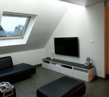 Photos intérieure. .. manque un gros coup de deco au salon et salle à manger