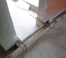 Appui spécifique des coulissants et porte-fenêtre de l'étage pour palier au pb de réservation côté terrasse.