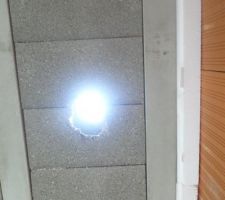 Carottage dalle pour passage gaines TV en toiture