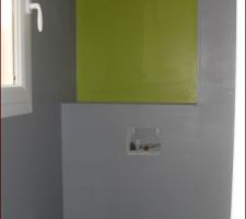 Wc du rdc : la lave main est vert anis