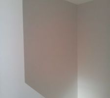 Cage d'escalier réalisée par un peintre; peinture TOLLENS FLAT HYDRO MAT VELOURS