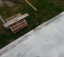 Le cordeau tir&eacute; comme il devrait &ecirc;tre... ici 5cm, le pire endroit