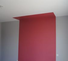 Notre chambre gris framboise