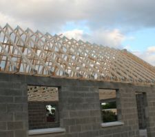 Charpente fermette pour la partie maison