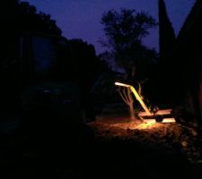 Le beau père sur la pelle. de jour comme de nuit